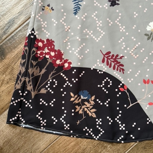 Anthropologie x SAHIL KOCHHAR Koyal Floral Applique Midi Skirt, (Sky)Gray Blue,M - Picture 7 of 13